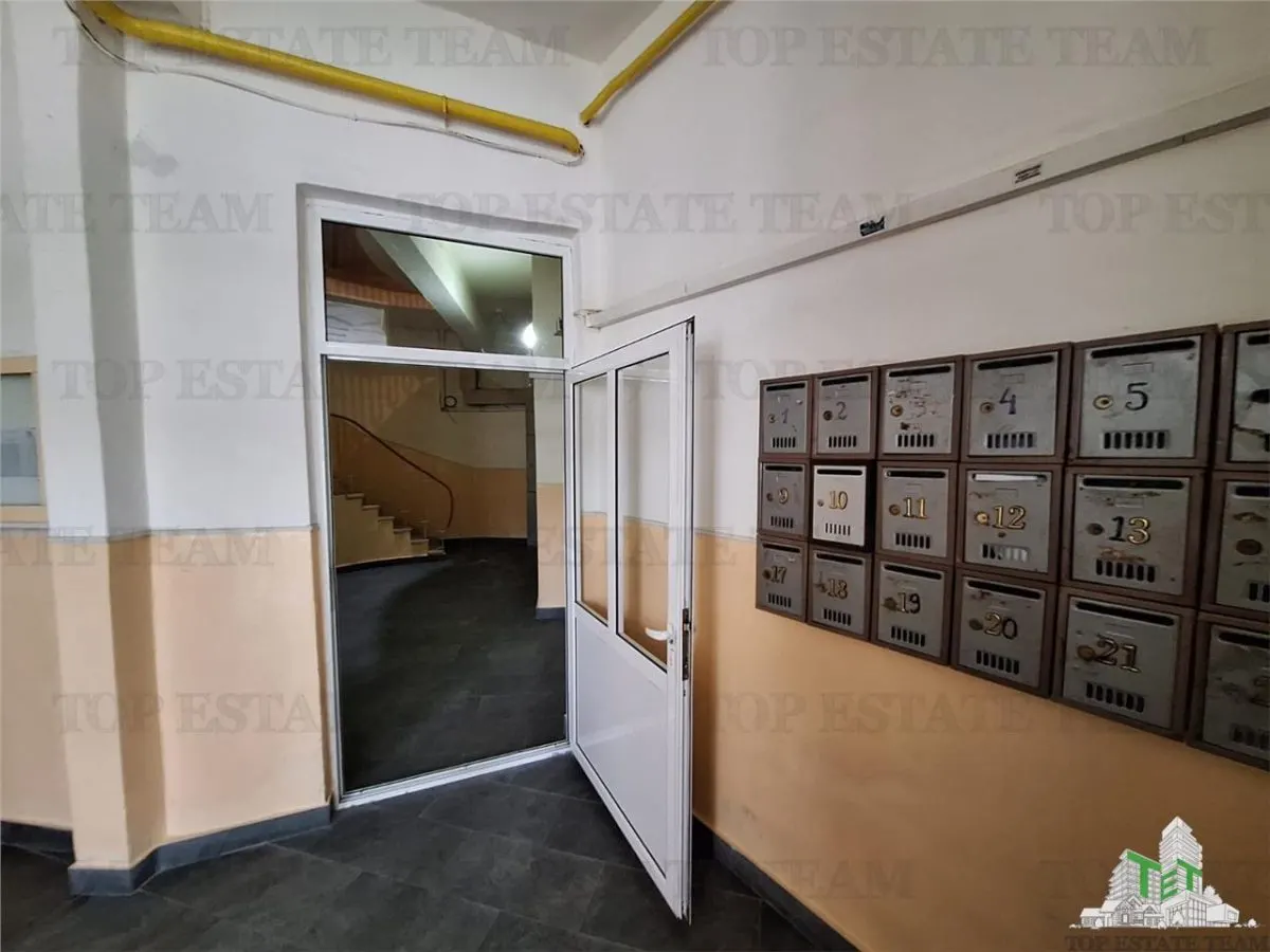 Three-Bedroom Apartment, Ultra-Central Braila – For Sale - foto 9