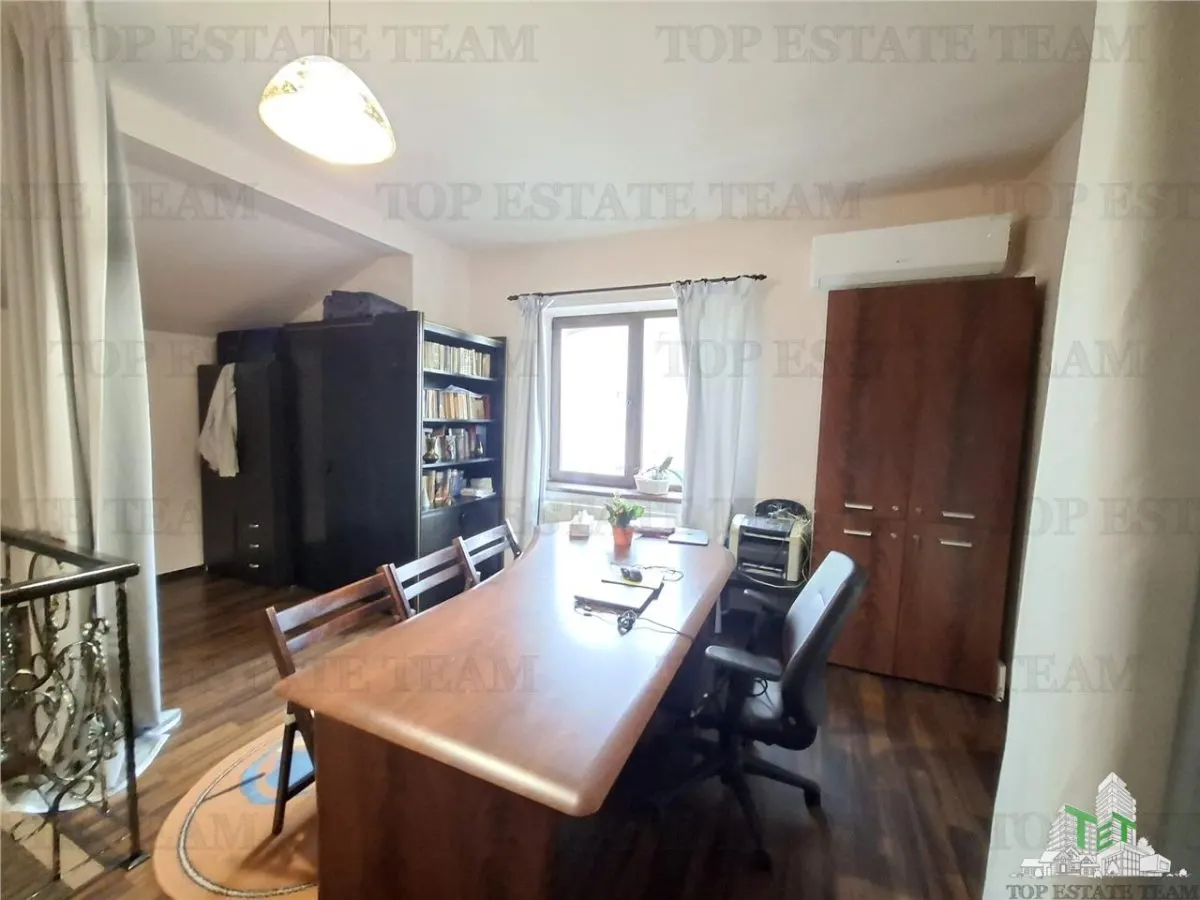 Se Vende: Villa Amueblada P+1, Corbeanca Ostratu, Junto al Lago - foto 12