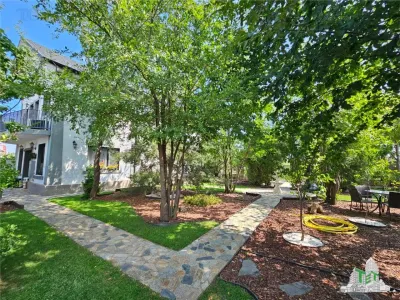 Excepcional Villa con Piscina, 970m² Terreno, 4 Dormitorios + Buhardilla, Jardines y Servicios en Clinceni, Ilfov - foto 11