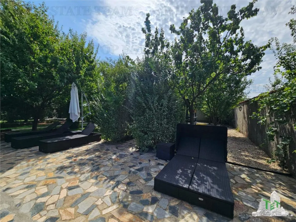 Excepcional Villa con Piscina, 970m² Terreno, 4 Dormitorios + Buhardilla, Jardines y Servicios en Clinceni, Ilfov - foto 18