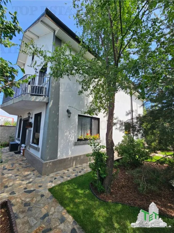 Excepcional Villa con Piscina, 970m² Terreno, 4 Dormitorios + Buhardilla, Jardines y Servicios en Clinceni, Ilfov - foto 24
