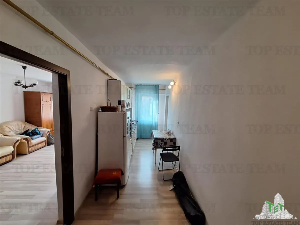 Two-Bedroom Apartment for Sale - Viziru, Brăila - foto 5