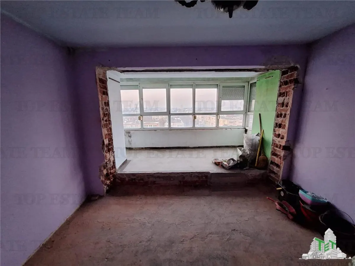 3-Bedroom Apartment - Turn Block - Braila - foto 1