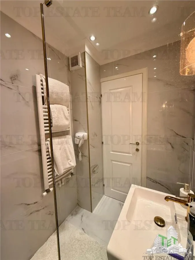 3-Bedroom Apartment, Ultra-Central Braila – Sale - foto 17