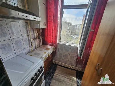 2-Bedroom Apartment, 4th Floor – Bright & Immaculate, Poarta 6, Constanța - foto 16