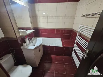 2-Bedroom Apartment, 4th Floor – Bright & Immaculate, Poarta 6, Constanța - foto 19
