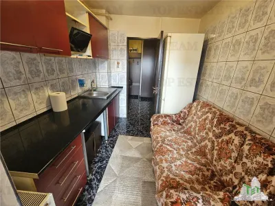 2-Bedroom Apartment, 4th Floor – Bright & Immaculate, Poarta 6, Constanța - foto 10