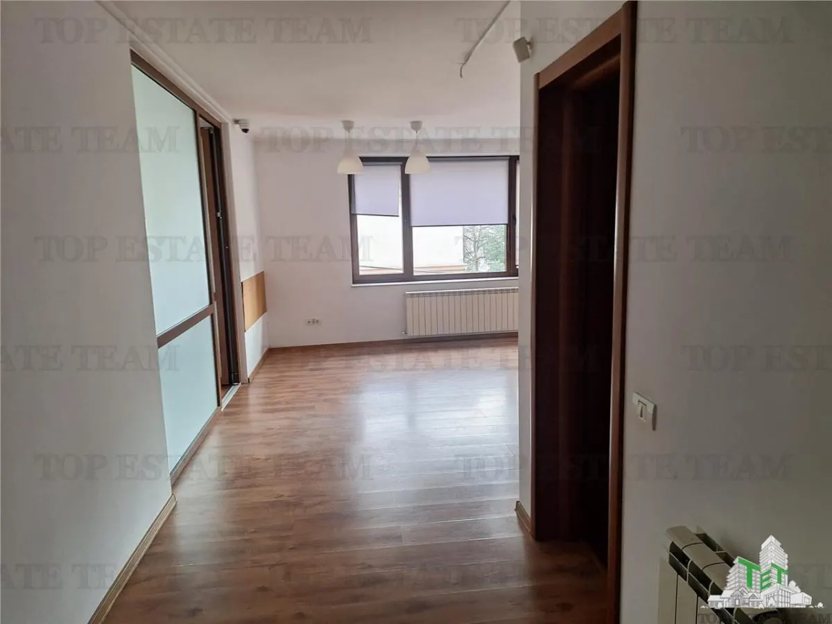 Excepcional Oportunidad: Edificio S+P+4 con 6 Plazas de Aparcamiento en Floreasca/Dorobanți - foto 19