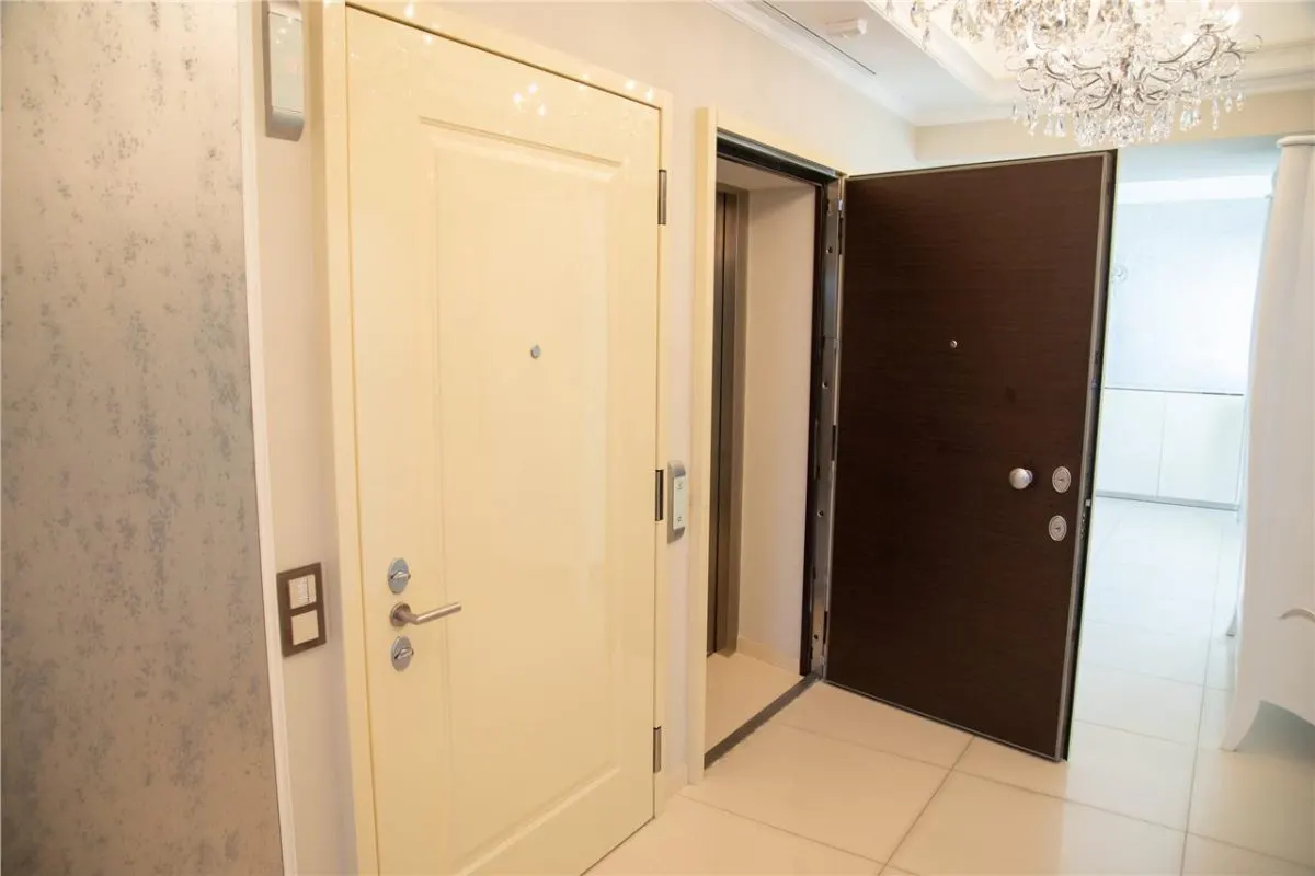 Penthouse de Luxe avec Vue sur le Lac Floreasca, Bucuresti | 300 m² | 200 m² Terrasses - foto 12
