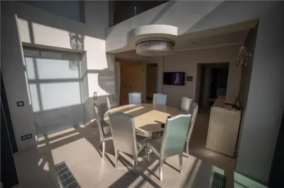 Penthouse de Luxe avec Vue sur le Lac Floreasca, Bucuresti | 300 m² | 200 m² Terrasses - foto 6
