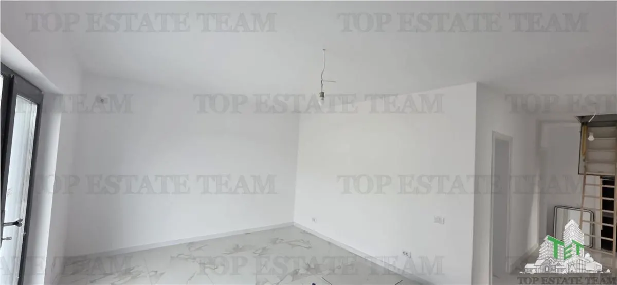 Modern 4-Bedroom Villa with 2 Bathrooms, 25sqm Terrace & 2 Parking Spaces - foto 13