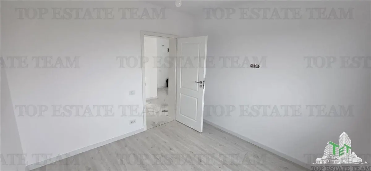 Modern 4-Bedroom Villa with 2 Bathrooms, 25sqm Terrace & 2 Parking Spaces - foto 18