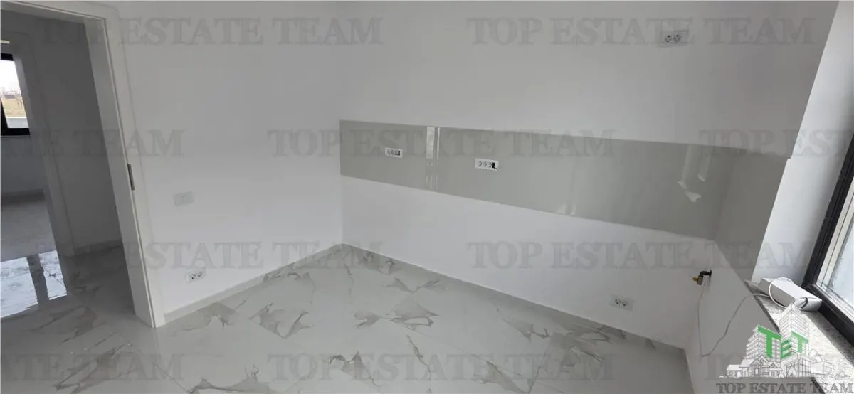 Modern 4-Bedroom Villa with 2 Bathrooms, 25sqm Terrace & 2 Parking Spaces - foto 22