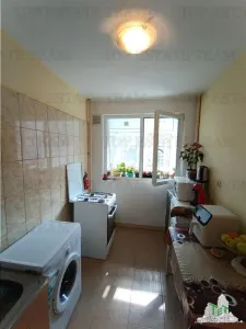 Appartement Lumineux Deux Chambres Calea Giulesti avec Balcon de 12mp à 3 Minutes du Stade RAPID - foto 5