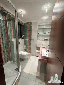 Spacieux Appartement 4 Chambres, 180 m², Dorobanți - foto 7