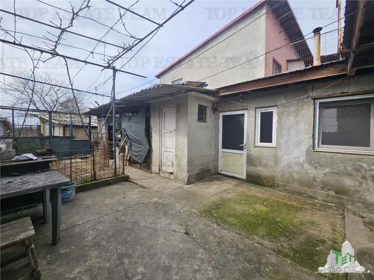4-Bedroom House with Outbuildings, Medgidia Station Area, Constanța - foto 13