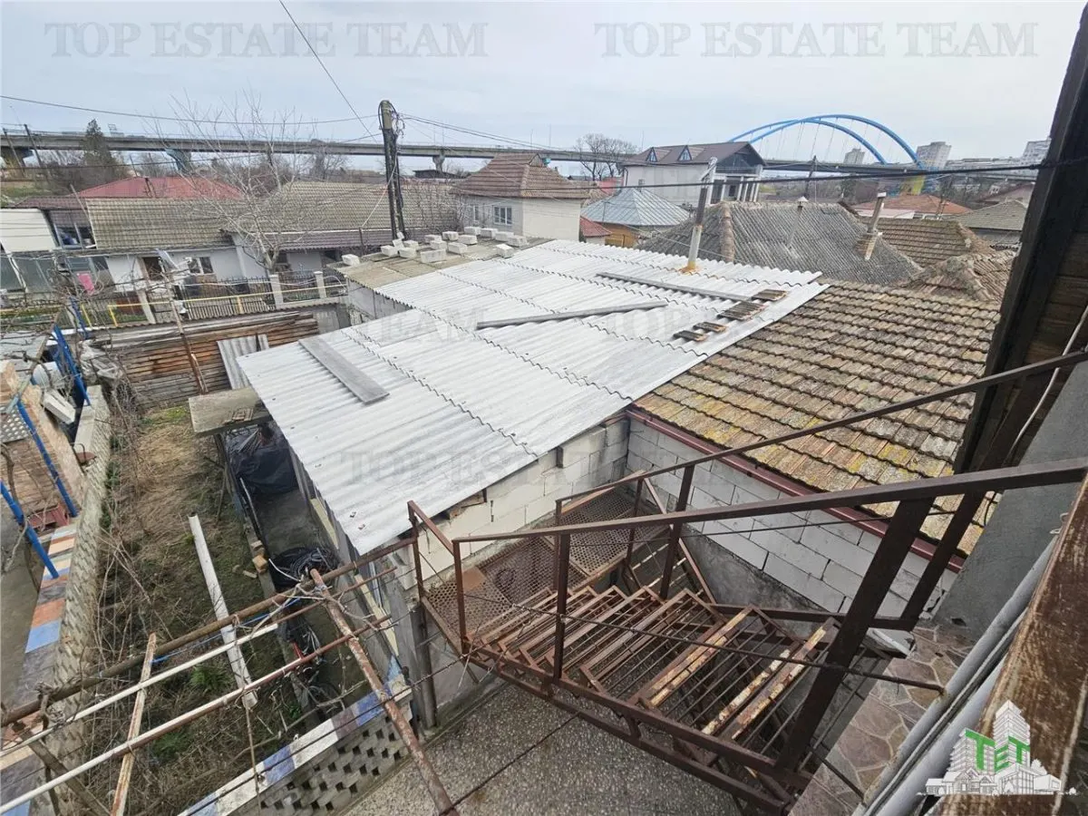4-Bedroom House with Outbuildings, Medgidia Station Area, Constanța - foto 16