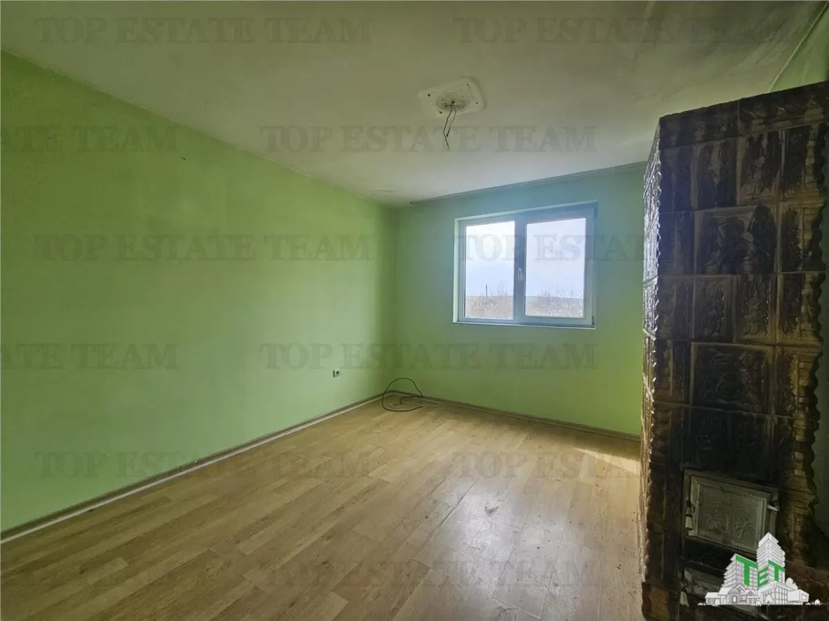 4-Bedroom House with Outbuildings, Medgidia Station Area, Constanța - foto 5