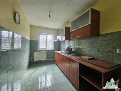 4-Bedroom House with Outbuildings, Medgidia Station Area, Constanța - foto 7