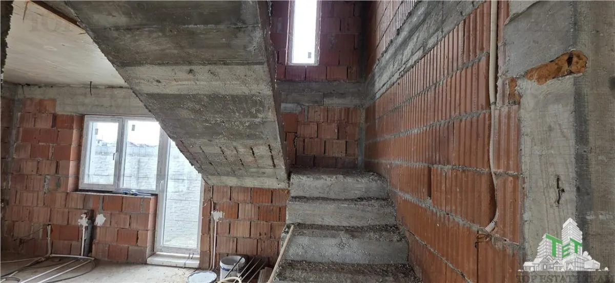 Clinceni – Villa Independiente P+1, Patio de 260 m² - foto 11