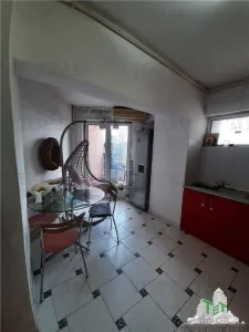 Apartamento de 3 Dormitorios, Universitatea Hyperion, Calea Călărași con Aparcamiento - foto 4