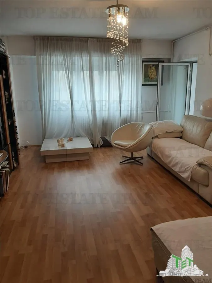 Apartamento de 3 Dormitorios, Universitatea Hyperion, Calea Călărași con Aparcamiento - foto 9