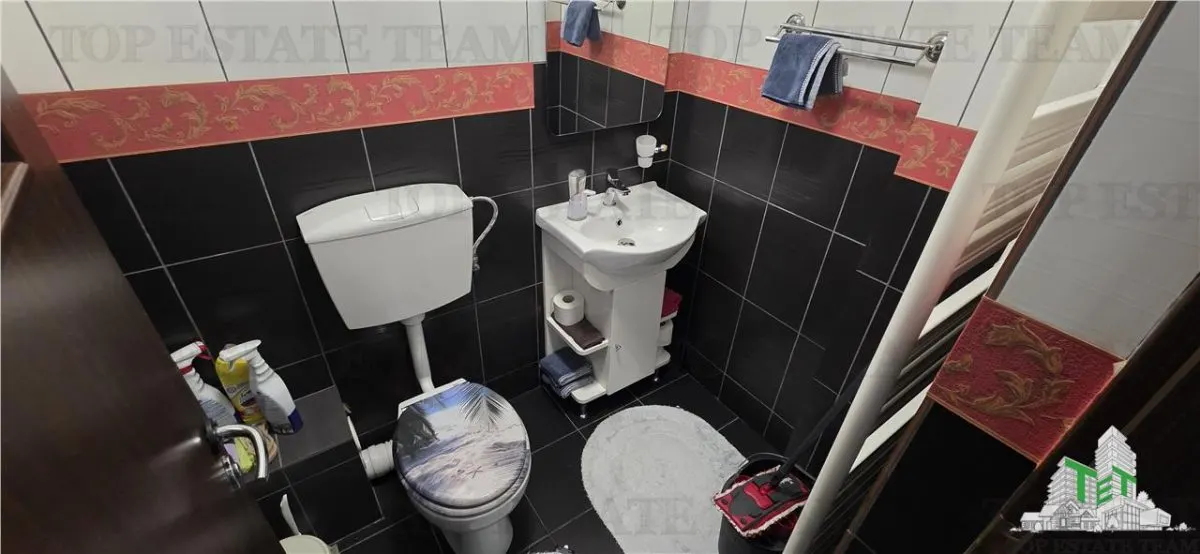 Prelungirea Ghencea | Villa dúplex exclusiva con paneles solares y garaje | 5 dormitorios - foto 17
