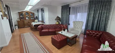 Prelungirea Ghencea | Villa dúplex exclusiva con paneles solares y garaje | 5 dormitorios - foto 22