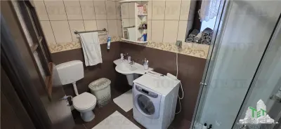 Prelungirea Ghencea | Villa dúplex exclusiva con paneles solares y garaje | 5 dormitorios - foto 25