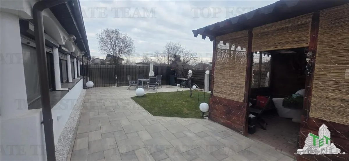 Prelungirea Ghencea | Villa dúplex exclusiva con paneles solares y garaje | 5 dormitorios - foto 8