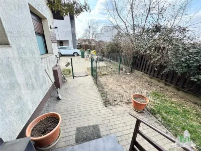 Villa P+1+Buhardilla, 229 m², 4 Dormitorios, Jardín y 4 Plazas de Aparcamiento - foto 18
