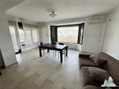 Villa P+1+Buhardilla, 229 m², 4 Dormitorios, Jardín y 4 Plazas de Aparcamiento - foto 3