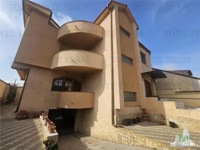 7-Bedroom House, Exceptional and Spacious - Km 4-5 Area, Constanta - Constanta