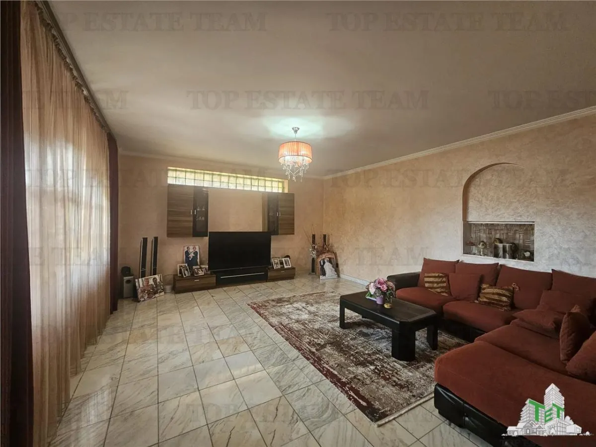 House / villa for sale 479 sqm in Constanta, Km 4-5 area - foto 12