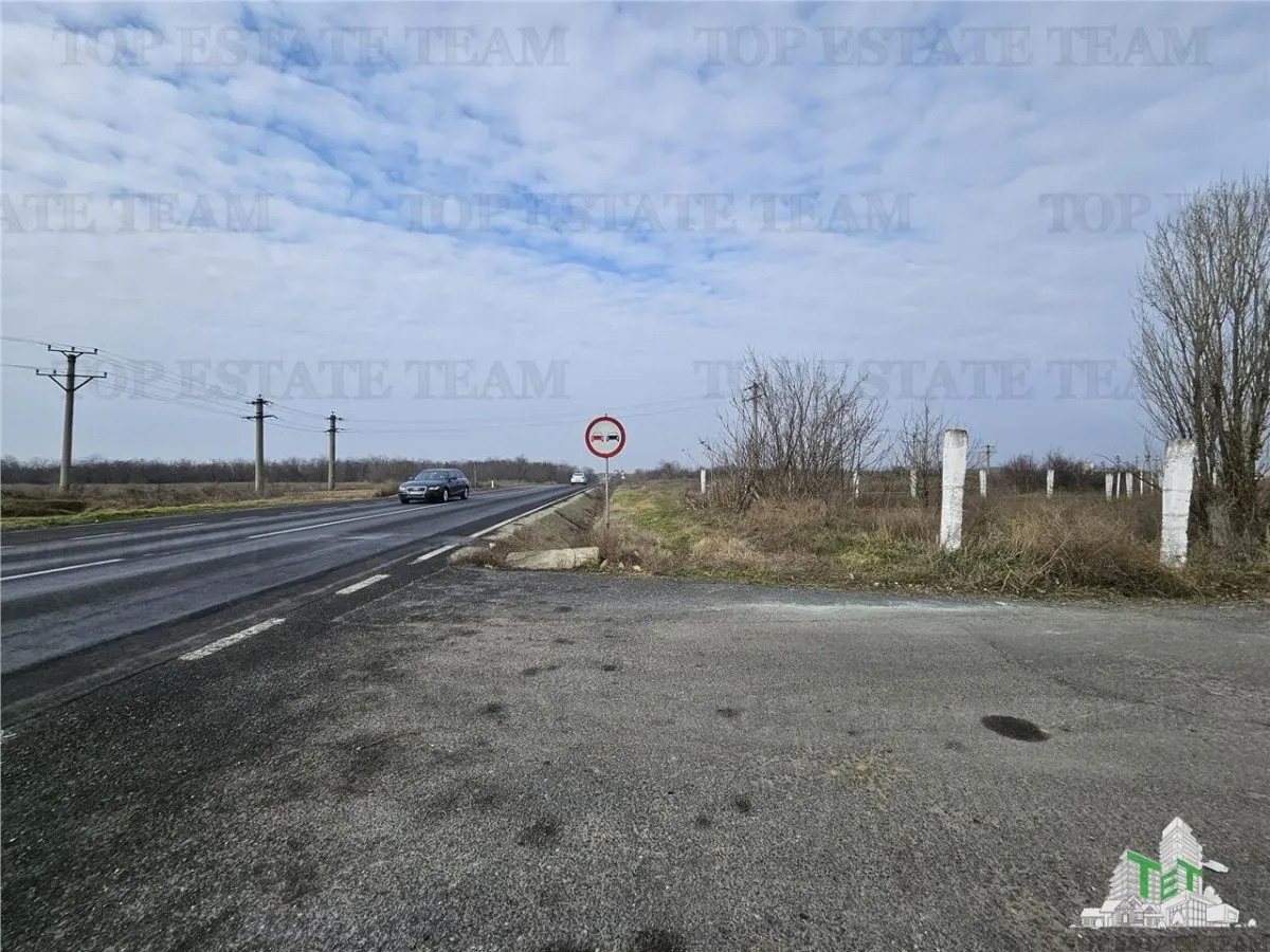 Development Land with 150m Frontage on European Road, Harsova - foto 1