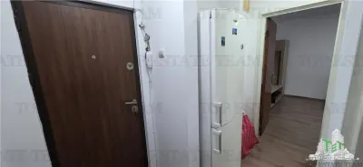 Sector 6, Bucuresti – 2-Bedroom Apartment, 1 Minute from Raul Doamnei Metro - foto 11
