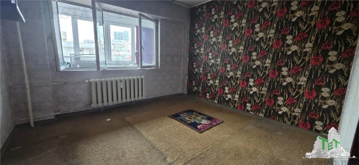 Apartamento de Tres Dormitorios en Venta, Clucerului - foto 2