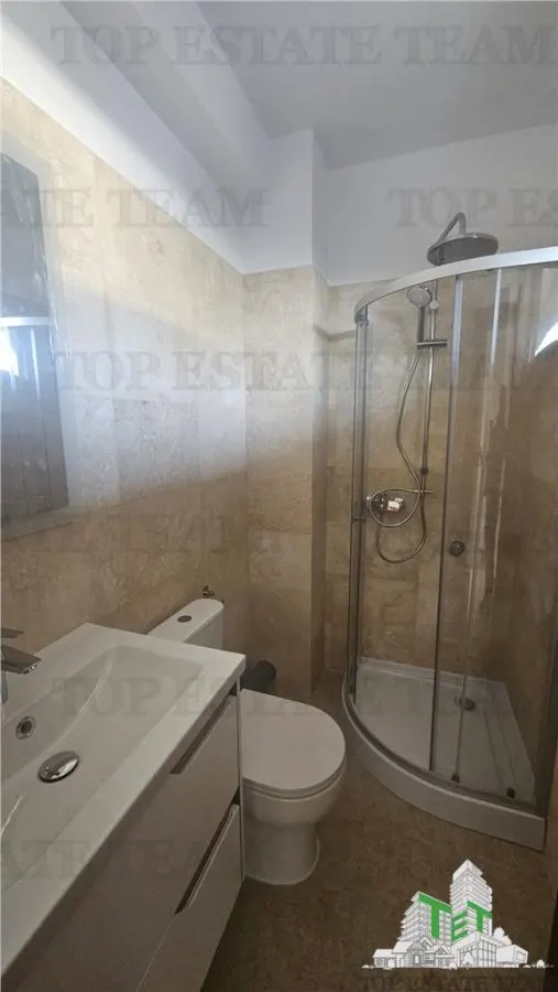 Villa de Lujo 4 Dormitorios con Buhardilla 52sqm en Chiajna - foto 11