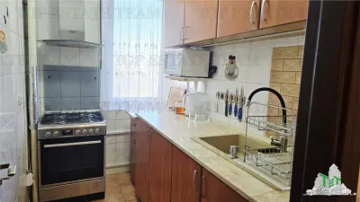 Apartamento de Dos Dormitorios Completamente Reformado cerca de Gara de Nord - foto 6