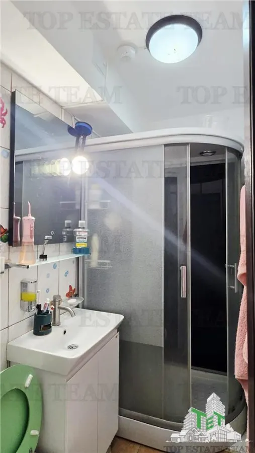 Apartamento de Dos Dormitorios Completamente Reformado cerca de Gara de Nord - foto 7