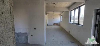 Domnesti – Investment Opportunity: 1,643 sqm Land + 476 sqm Villa, Prime Location - foto 12