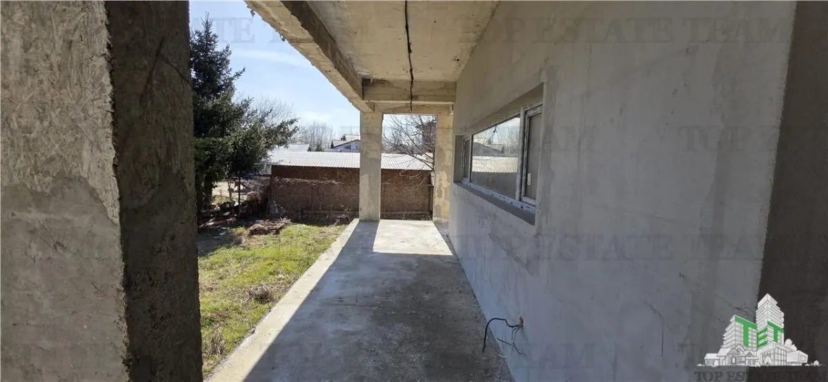 Domnesti – Investment Opportunity: 1,643 sqm Land + 476 sqm Villa, Prime Location - foto 4