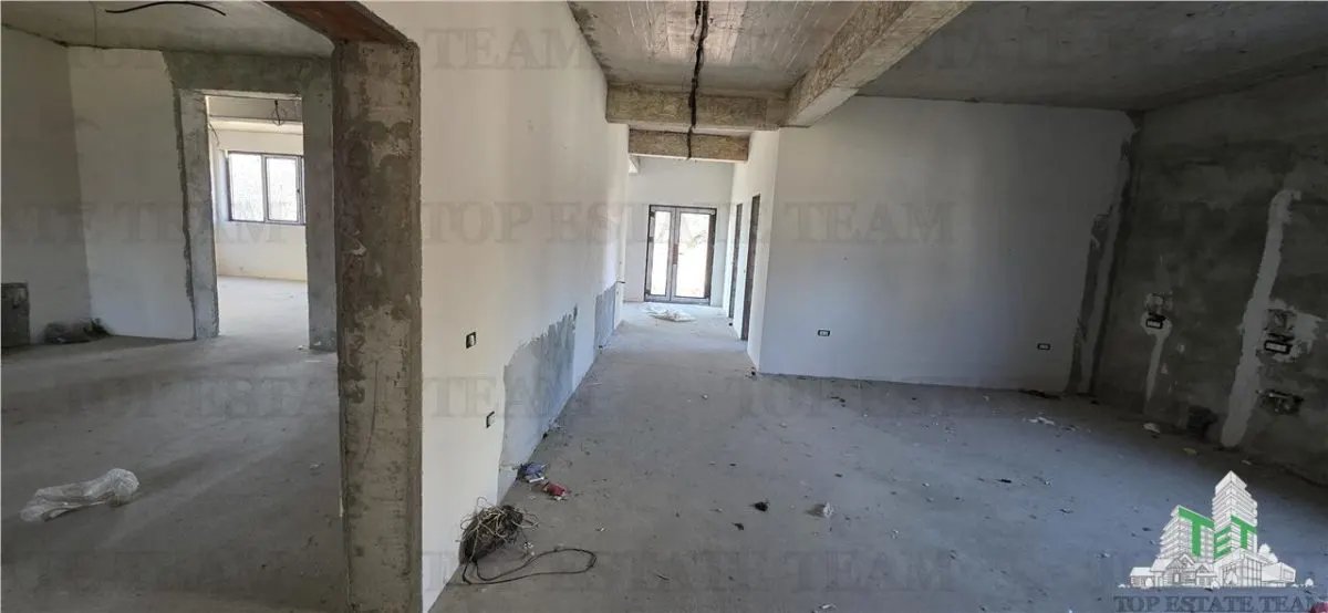 Domnesti – Investment Opportunity: 1,643 sqm Land + 476 sqm Villa, Prime Location - foto 6