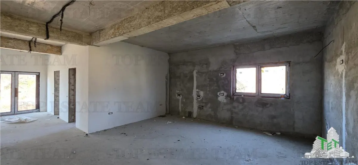 Domnesti – Investment Opportunity: 1,643 sqm Land + 476 sqm Villa, Prime Location - foto 9
