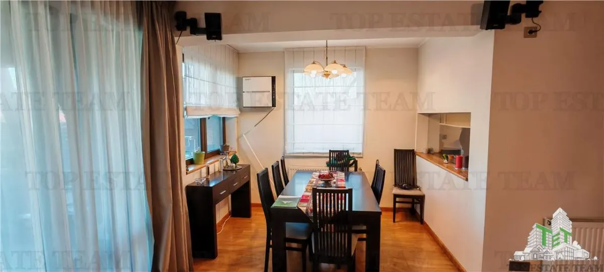 Excepcional Villa de 5 Dormitorios, 1000 m² de Terreno, Completamente Amueblada, Domnesti - foto 12