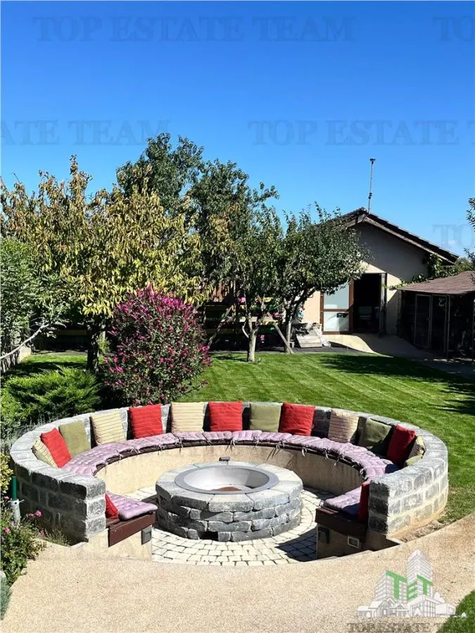 Excepcional Villa de 5 Dormitorios, 1000 m² de Terreno, Completamente Amueblada, Domnesti - foto 16
