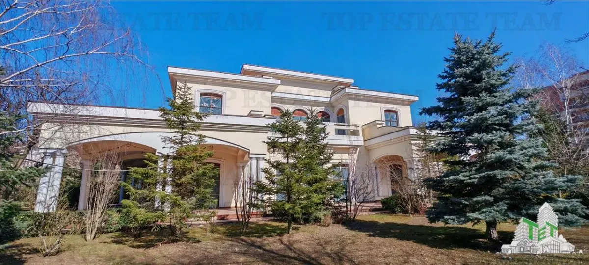 Villa Espectacular, 10+ Dormitorios, Sótano, Planta Baja y Primera, 1100sqm, Bucuresti Sector 6 - foto 1