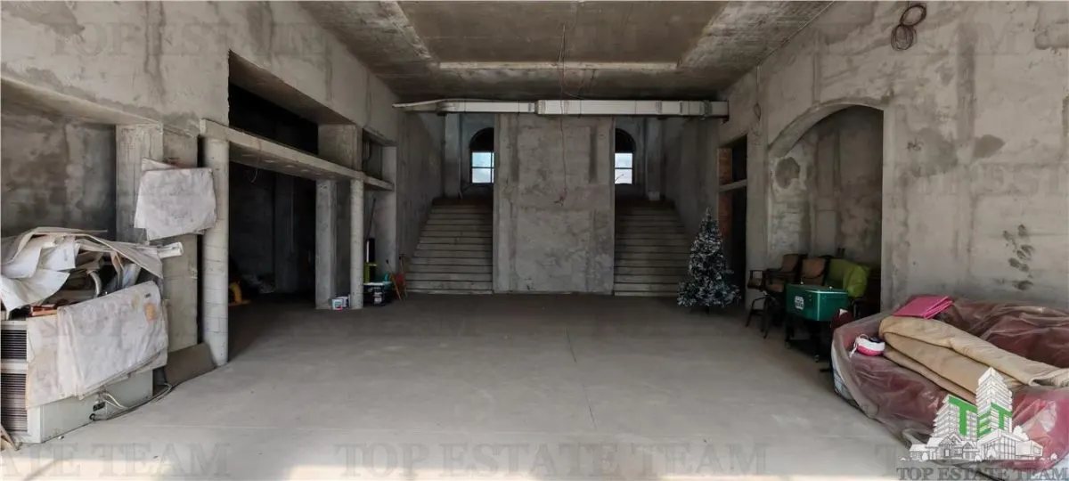 Villa Espectacular, 10+ Dormitorios, Sótano, Planta Baja y Primera, 1100sqm, Bucuresti Sector 6 - foto 9
