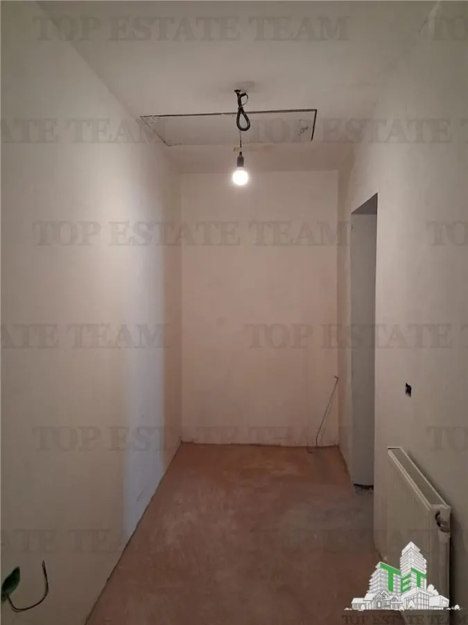 Casa de 5 Dormitorios con Anexo en Giulesti-Sarbi-Sabareni, Precio Recientemente Reducido - foto 3