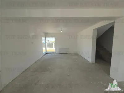 Villa Unifamiliar P+1+Buhardilla | 128 m² | 500 m² Jardín | Ciorogarla - foto 2